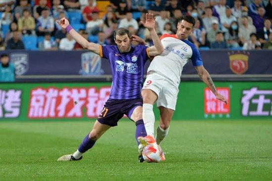  图卢兹主场十人应战，顽强逼平领头羊巴黎  