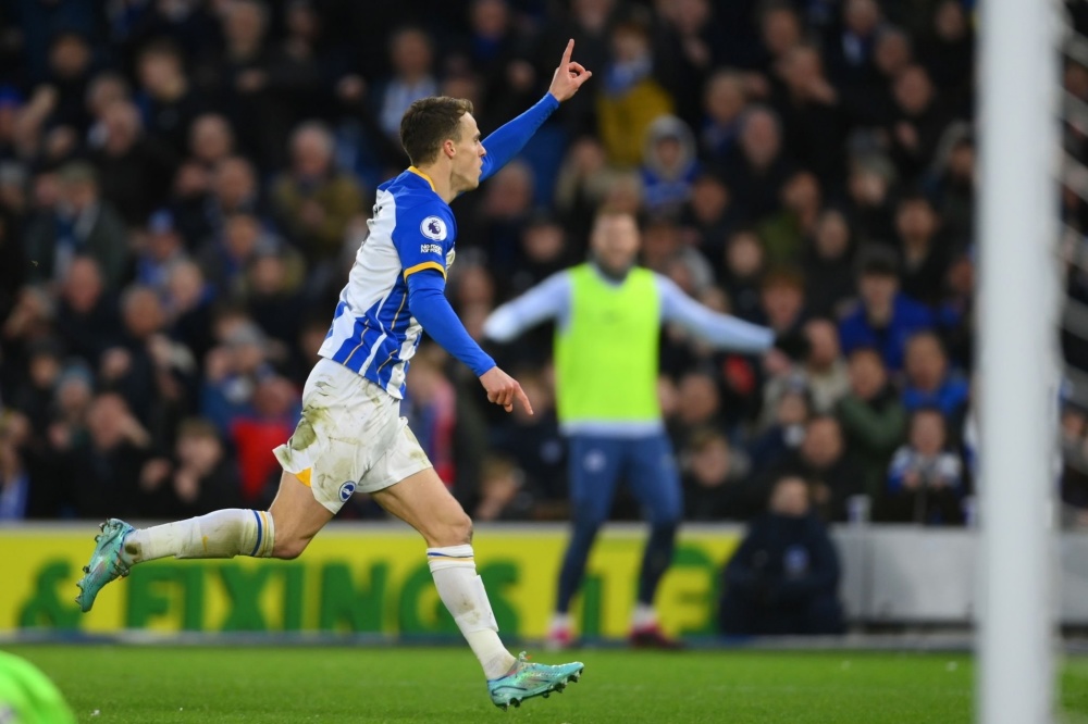  三笘薫独造三球布莱顿主场横扫埃弗顿展现黑马本色